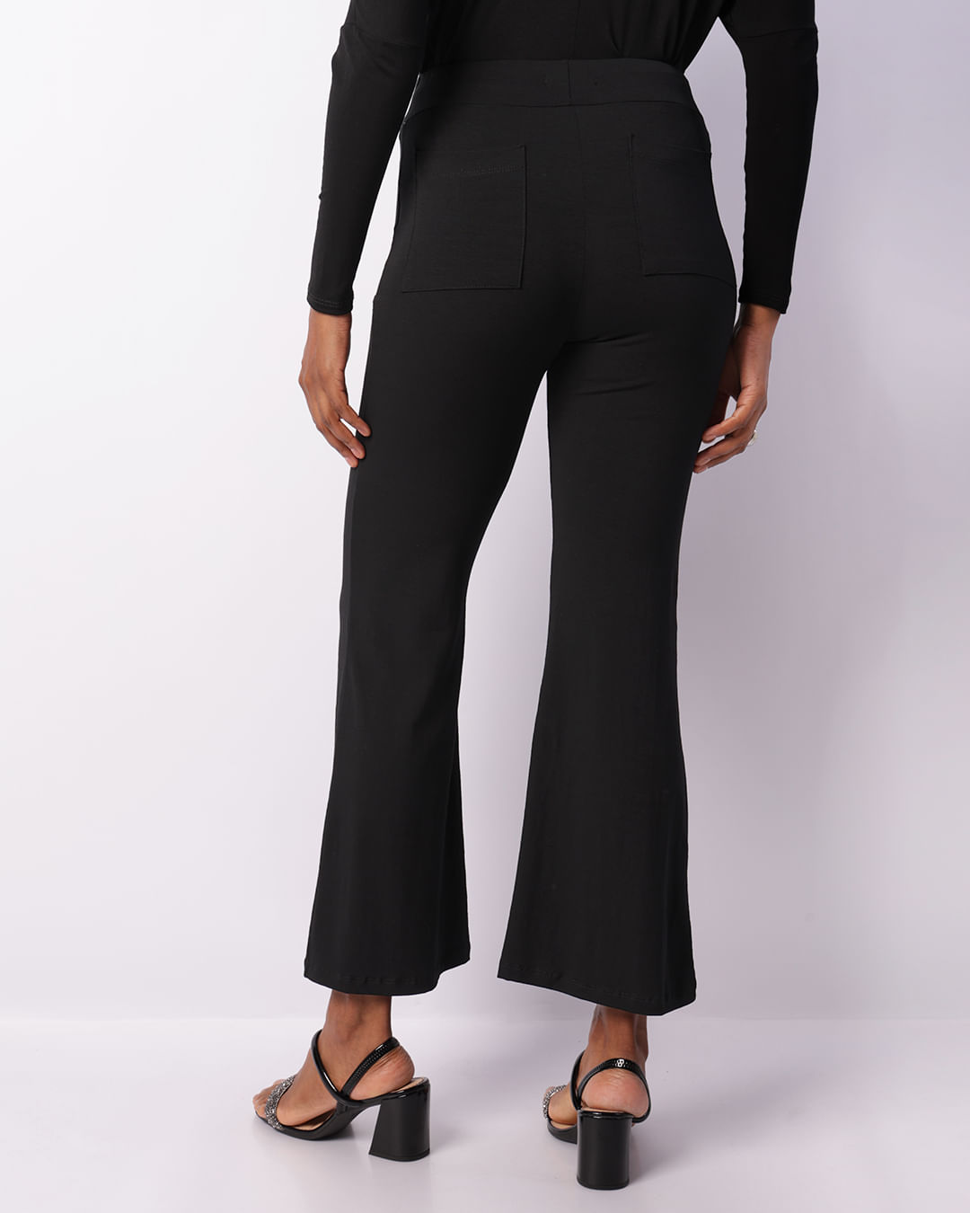 Calca-685c-Pantalona-Det-Botoes---Preto