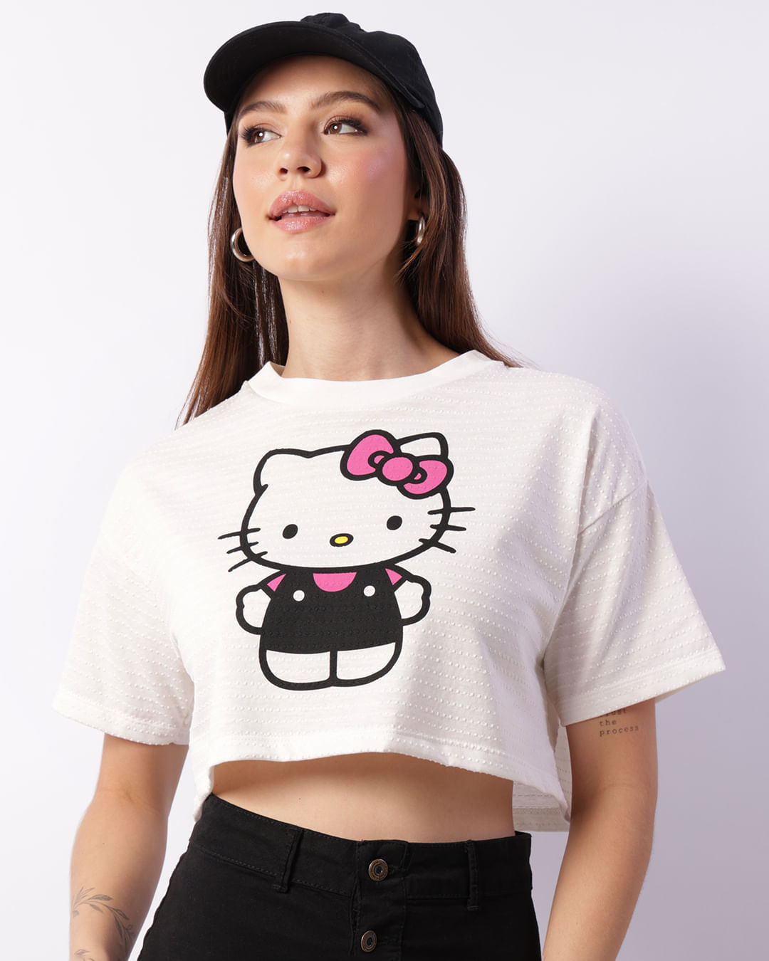 Cropped-0401121-Mc-Helo-Kitty-Pg---Off-White