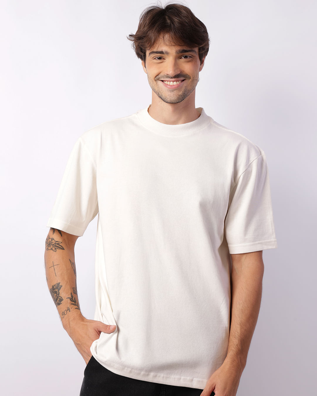 Camiseta-Urba-Box-E4404-Off-Pgg---Off-White