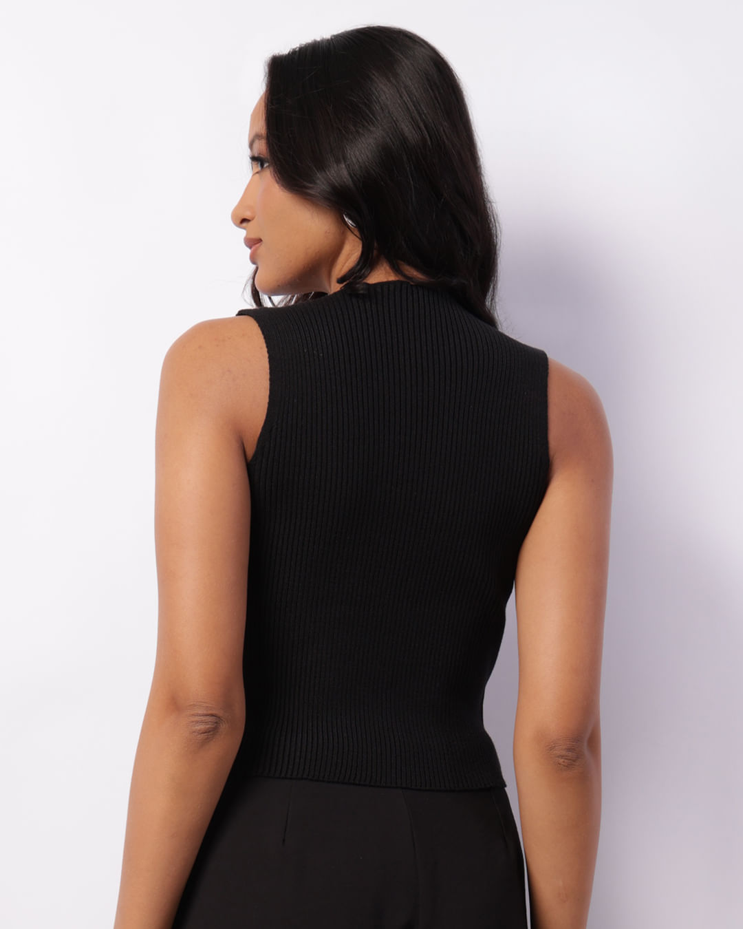 Colete-Tricot-H6201-Botoes-Pg---Preto