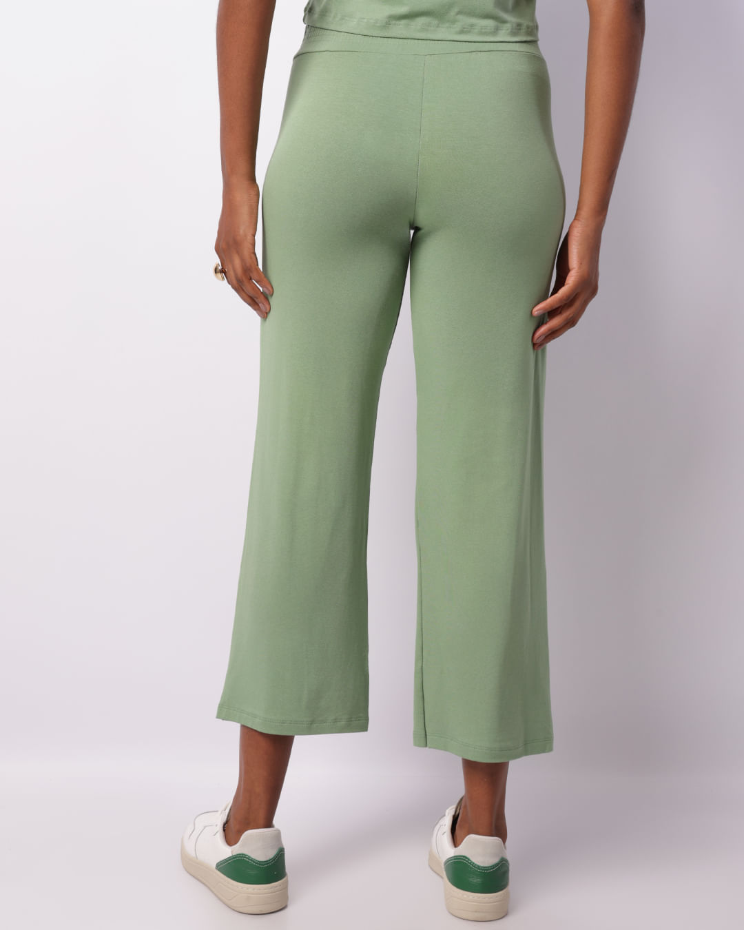 Calca-35045-Pantalona-Com-Bolso-Verde---Verde