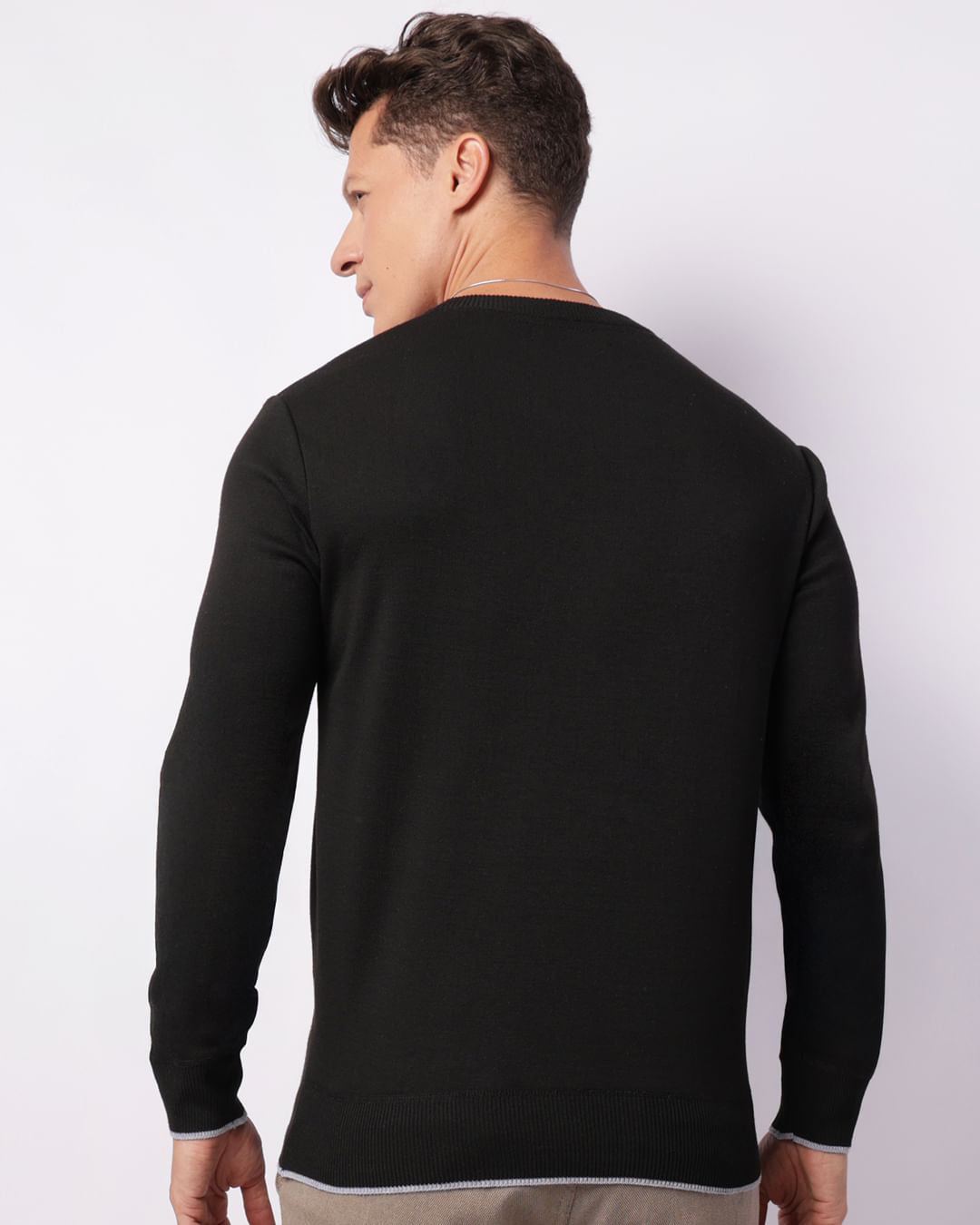 Tricot-Crawford-Rep074-Preto---Preto