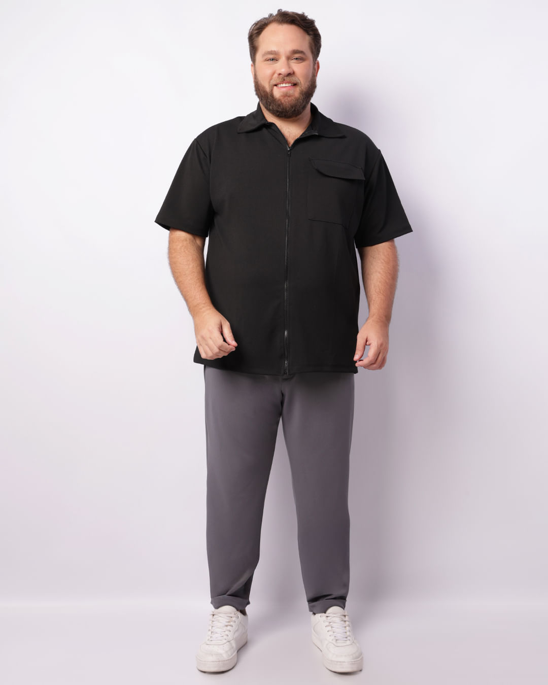 Camisa-Mc-240122-Bolso-Pto-Plus---Preto