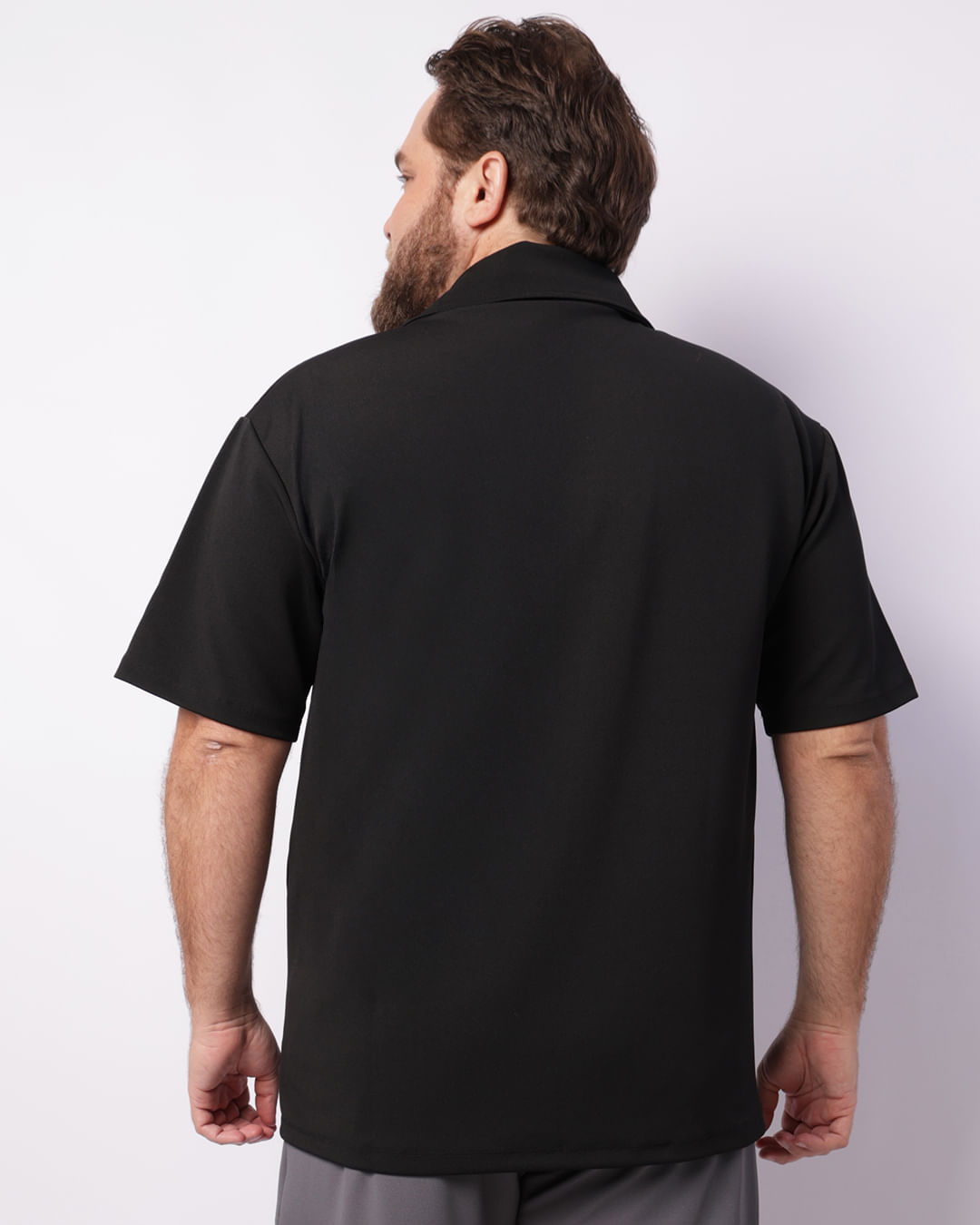 Camisa-Mc-240122-Bolso-Pto-Plus---Preto