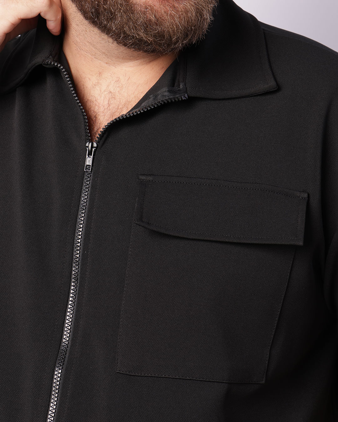 Camisa-Mc-240122-Bolso-Pto-Plus---Preto