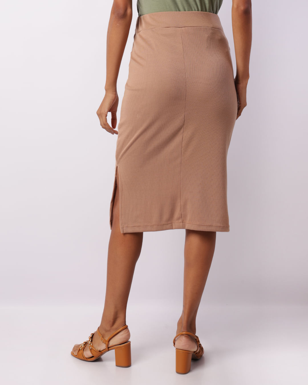 Saia-5018-Coluna-Bege---Bege