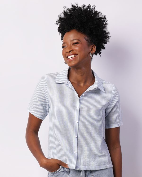 Camisa Feminina Cropped Berry & Co. Manga Curta Listrada Azul P