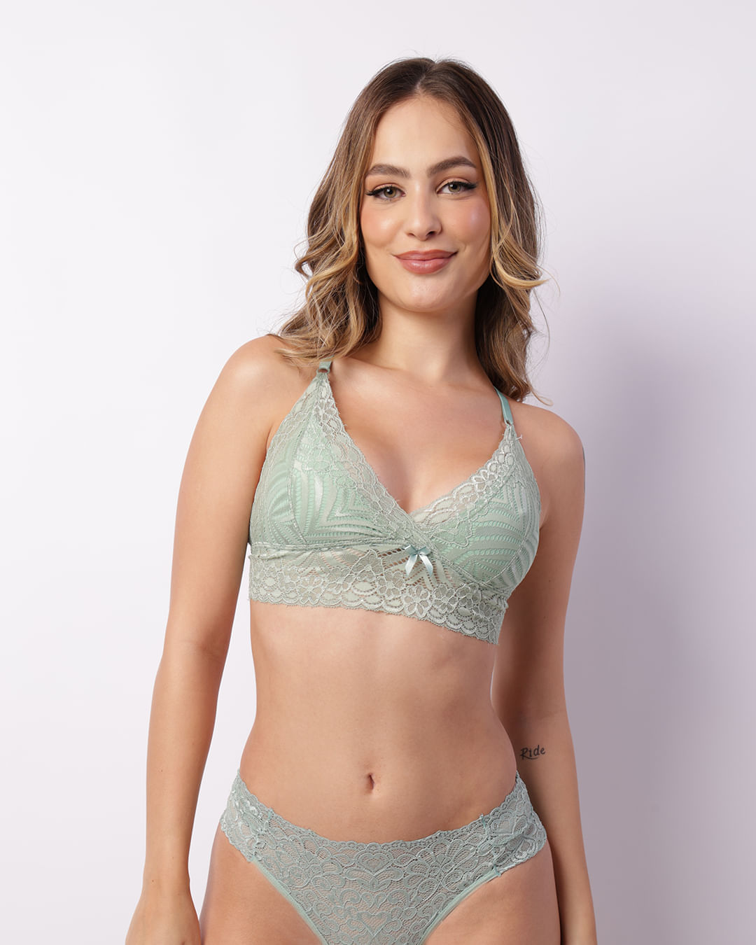 Top-Renda-Nadador-572220---Verde