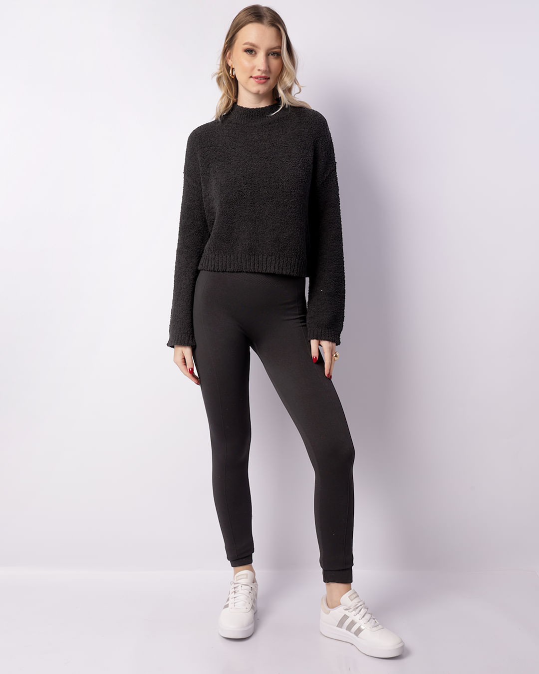 Tricot-Chenille-7632-Cozy-Crop-Pto---Preto