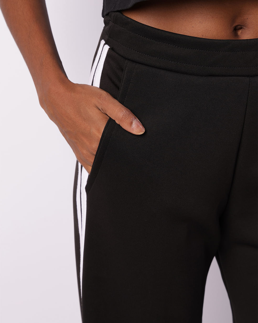 Calca-Reta-251350-Listra-Lateral-Pg---Preto