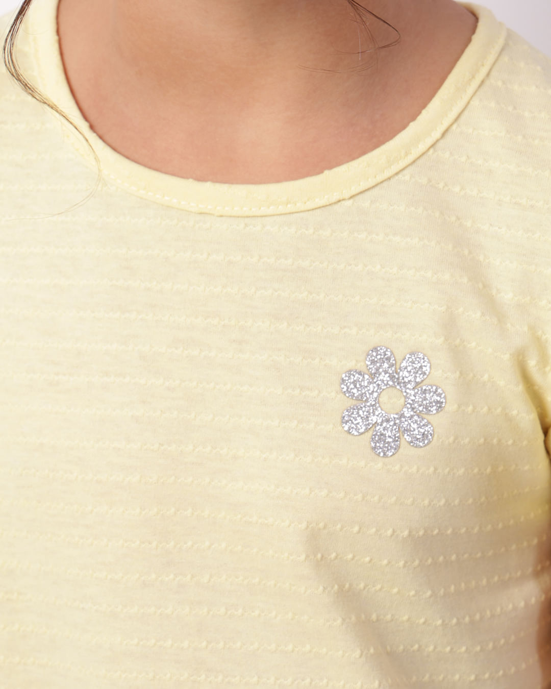 Blusa-Mc-076481-Poa-Aplique-F410---Amarelo