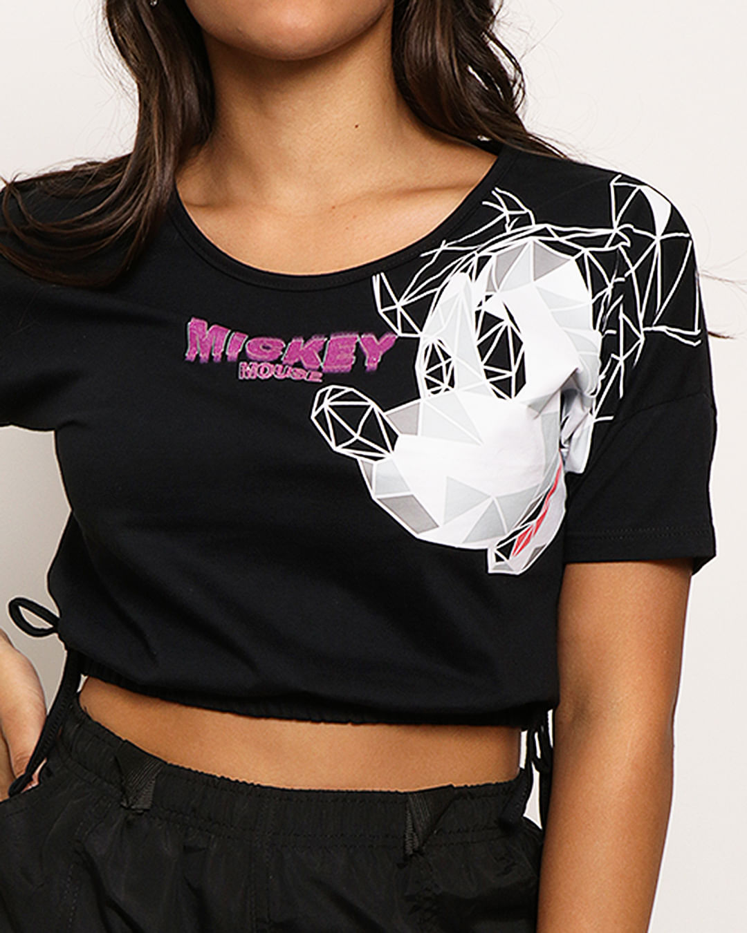 Blusa Juvenil Cropped Disney Mickey Mouse Preta-1743769328547