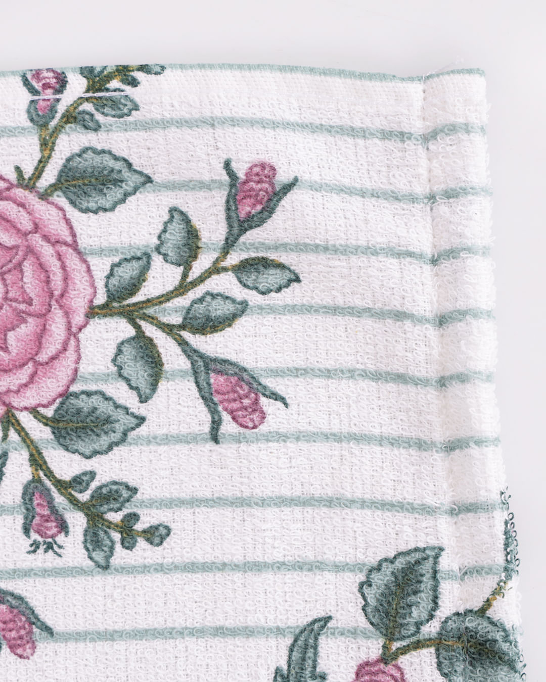Pano-Copa-45x65-Flores-Eliz---Branco-Floral
