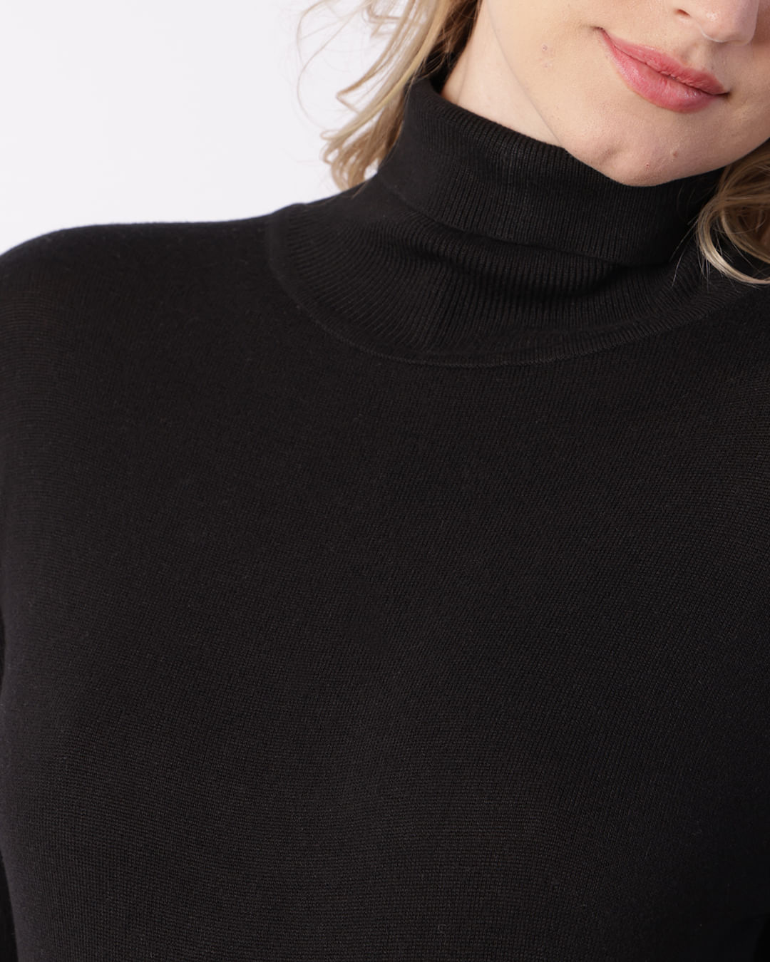 Tricot-Gola-Alta-7w23l-130--Crop-Pto---Preto