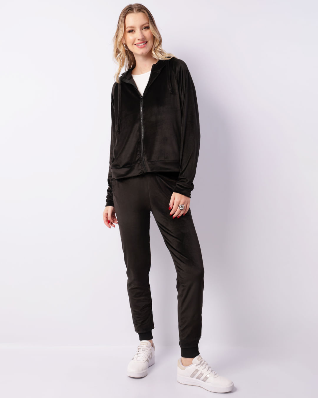 Calça Feminina Jogger Plush Com Cordão Bolsos Preta