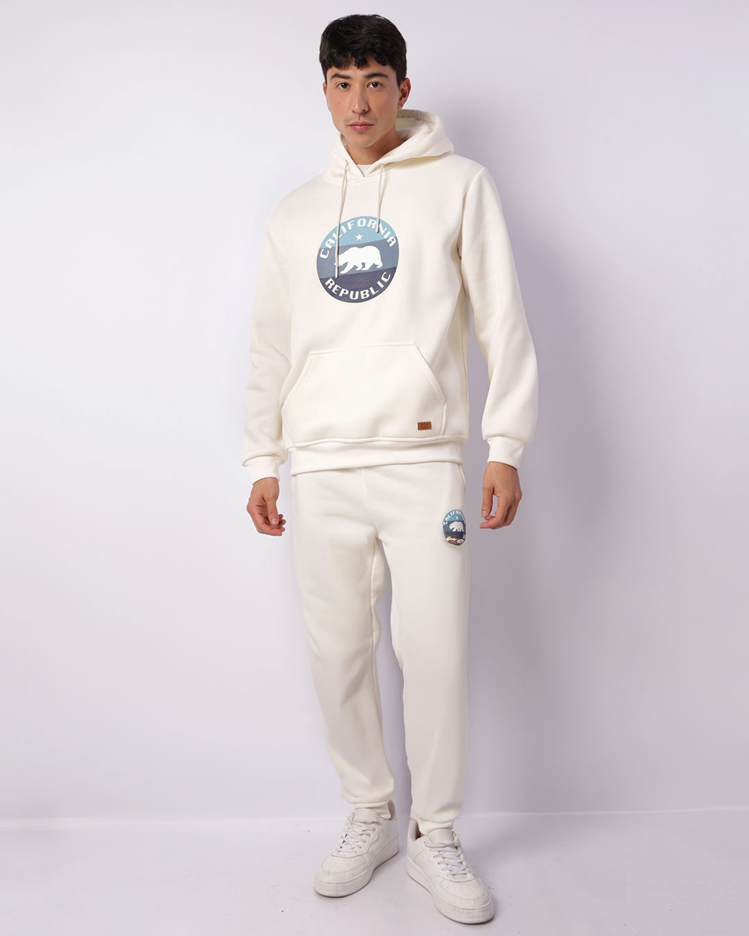Bl-Moleton-Canguru-capuz-Urso-Bch---Off-White