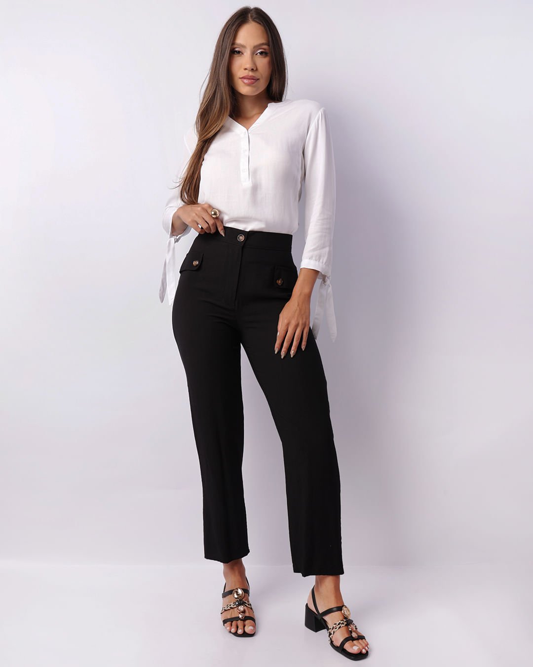 Calça Feminina Poliviscose Reta Bolsos Lapela Preta