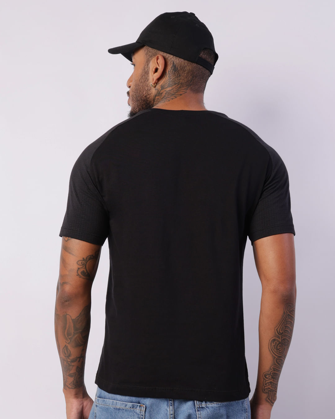 Camiseta-Urba-Diferencia-P1646---Preto