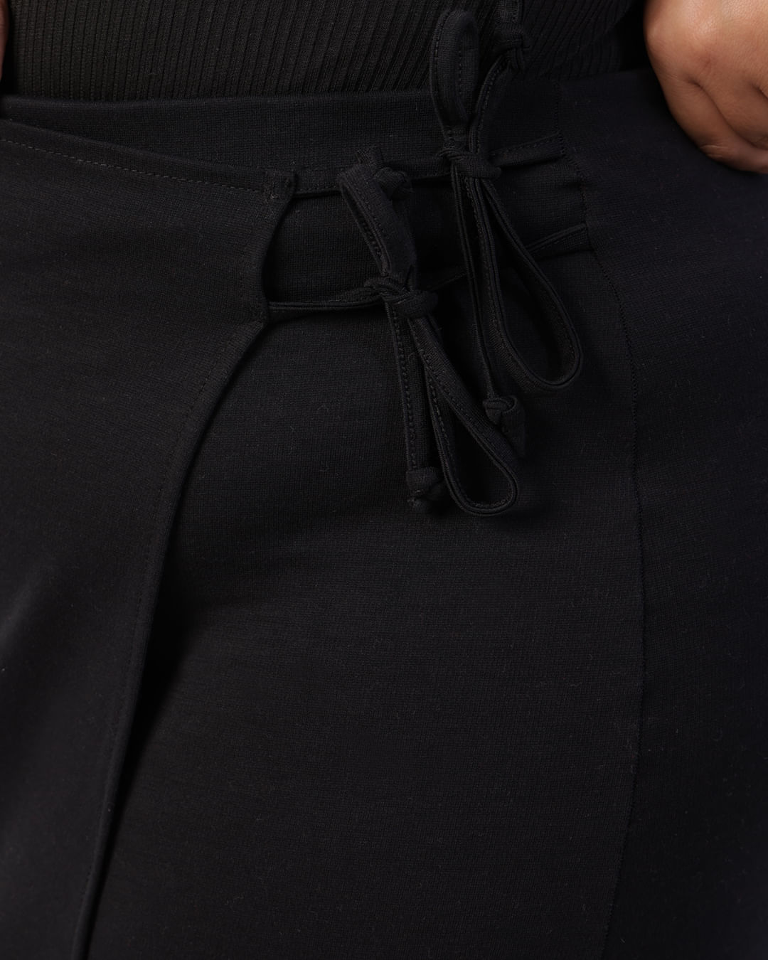 Shorts-Saia-7097-1t-Ponto-Roma-Laco-Late---Preto