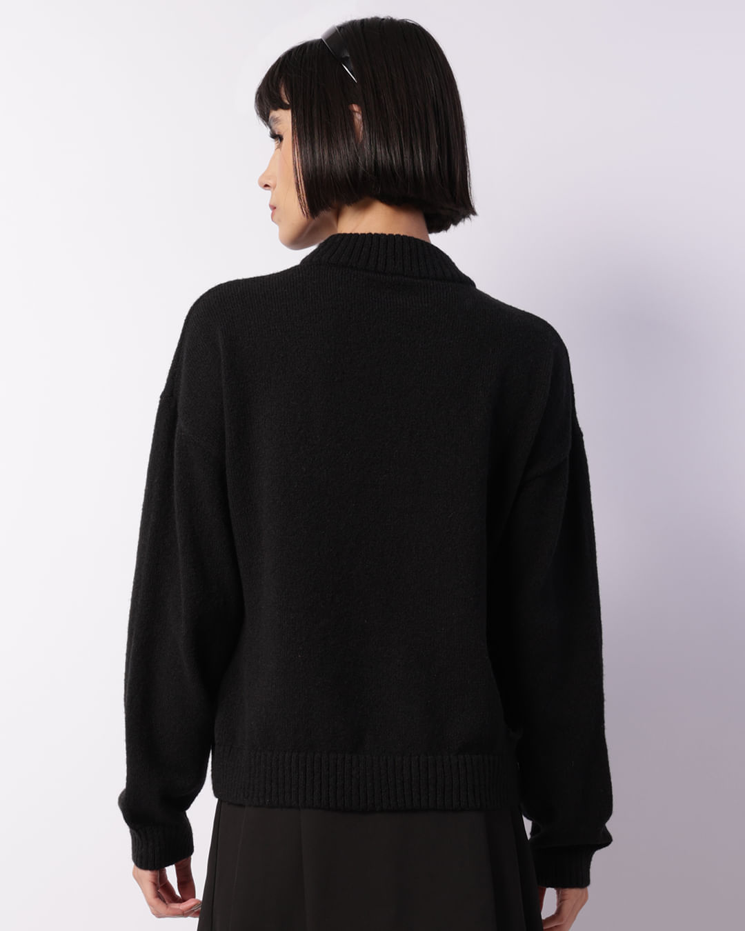 Tricot-Ga-Perolas-In23-113-Knit---Preto