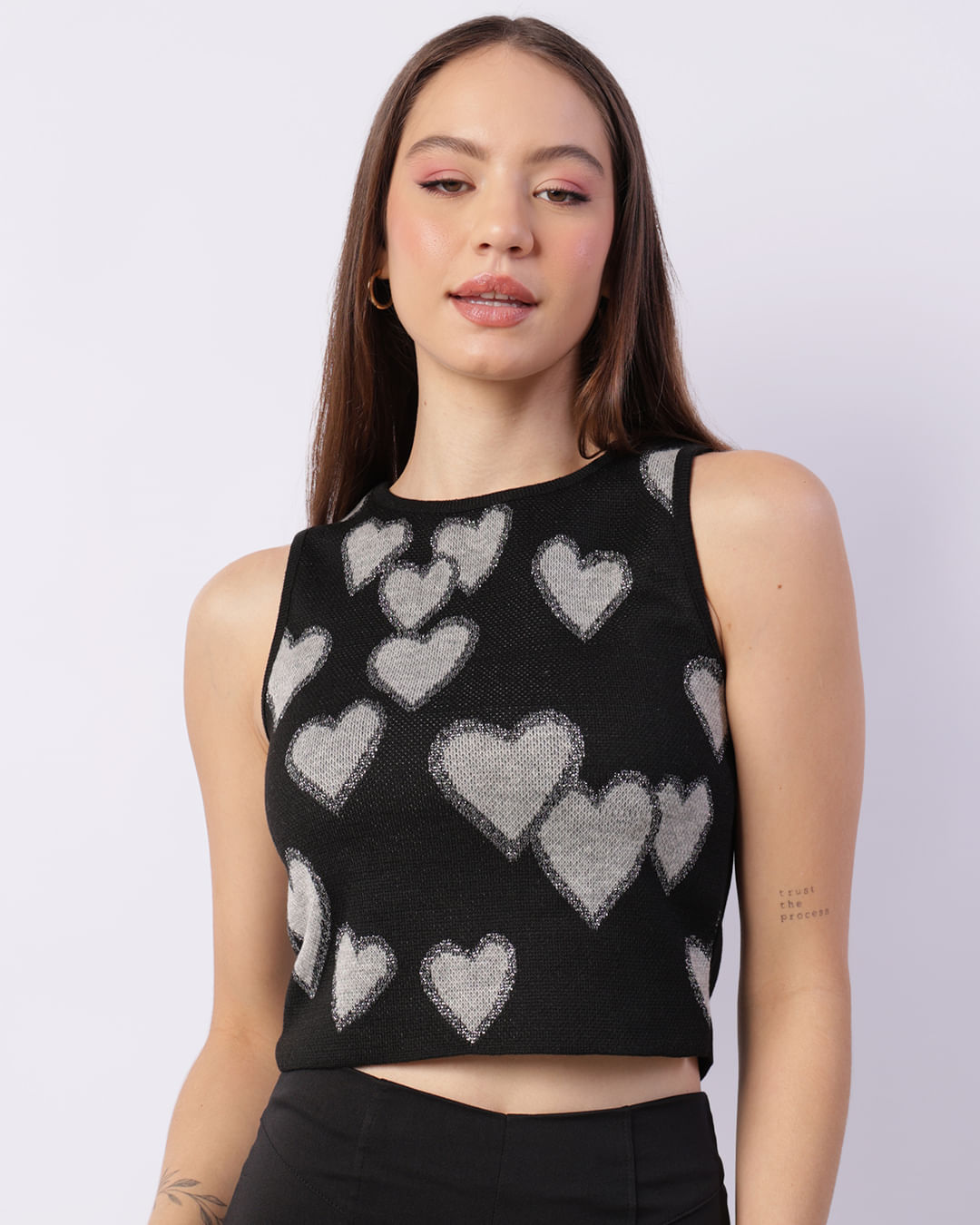 Blusa-Reg-Trico-Coracoes-5748cm-Lurex-P---Preto