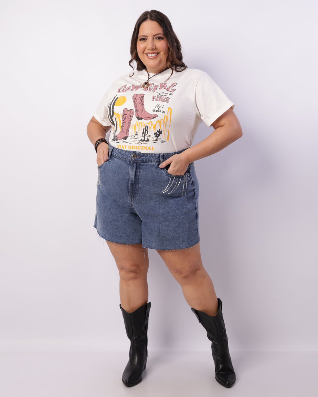 Tshirt-251374-Mc-Csilk-Cowgirl---Off-White