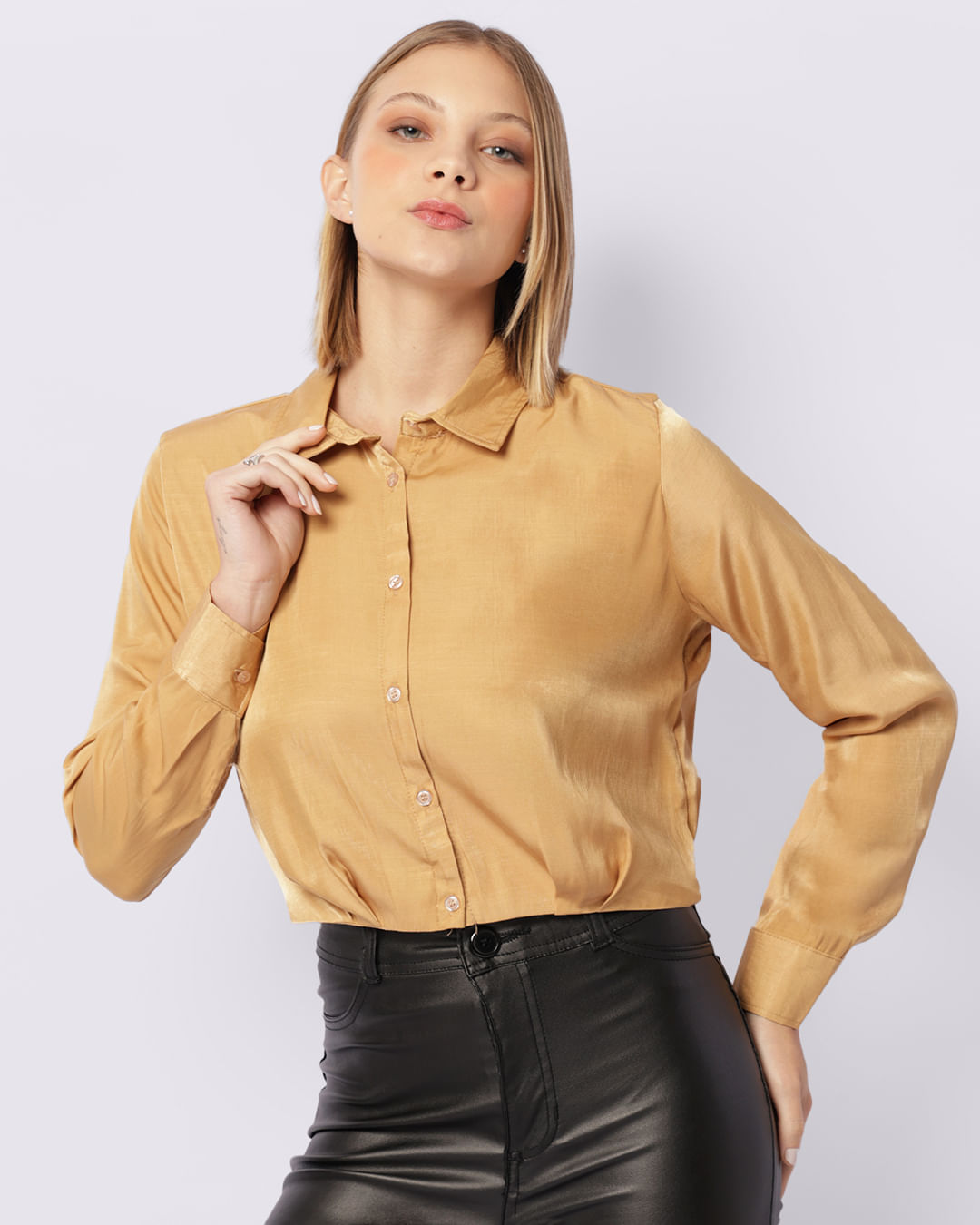 Camisa-Cropped-Dou-231028-Fpg---Dourado