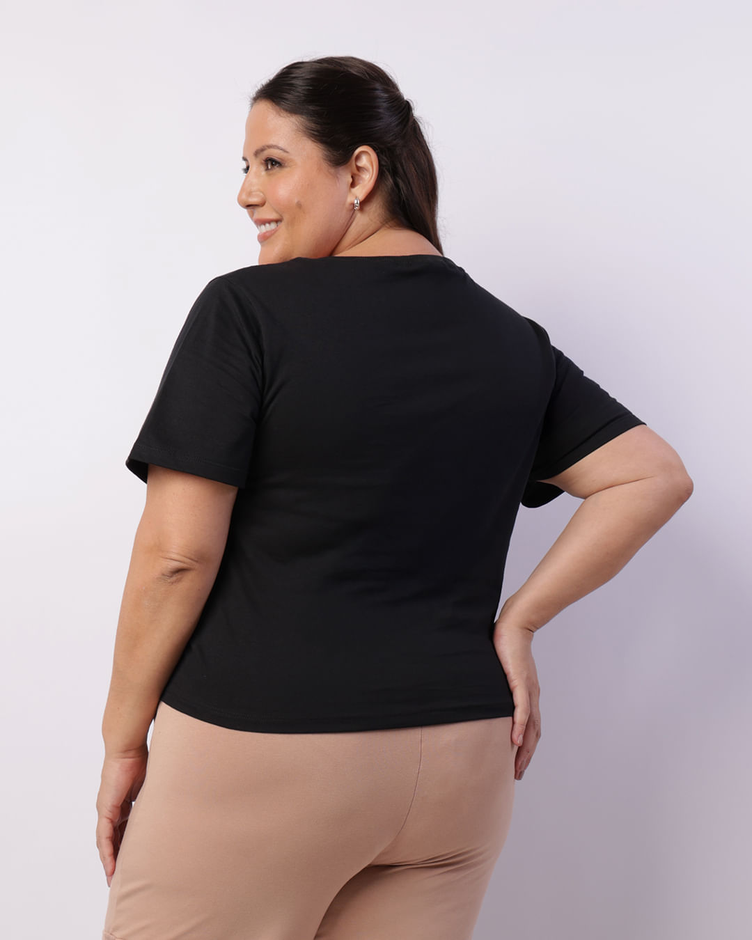 Blusa-Mc-251259-Det-Bolso-Puff-Renda---Preto