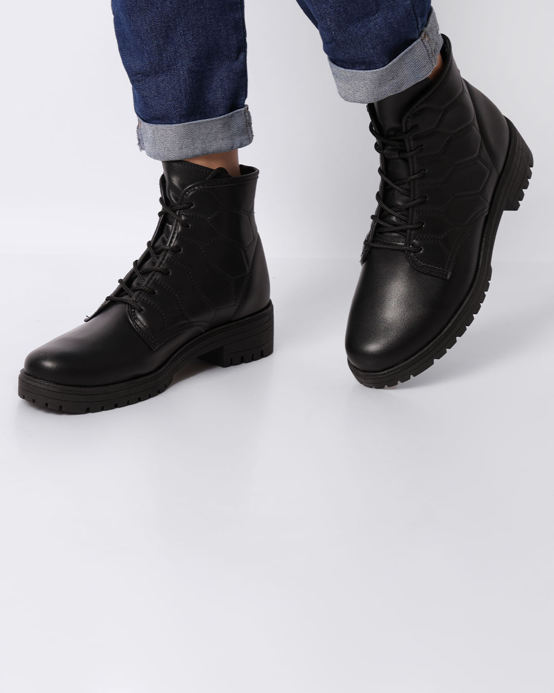 Bota-Fem-Cc-Me832-0001-Chelsea-Pto-3439---Preto