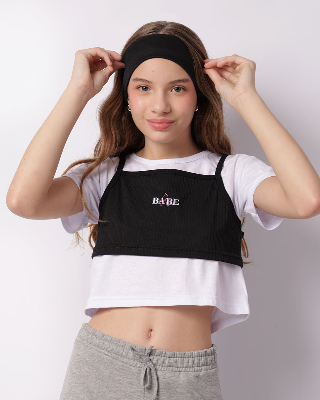 Blusa Juvenil Cropped Com Sobreposição Bordado Preta-1747149213795
