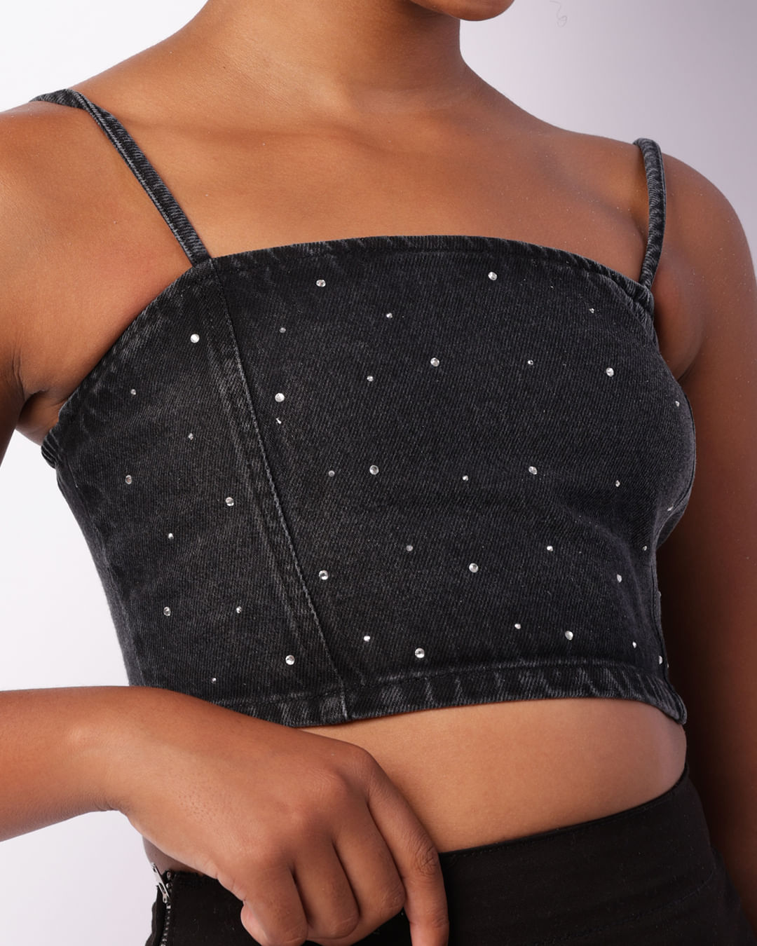 Cropped-7366-Brilhos-Pto-F-1016---Preto