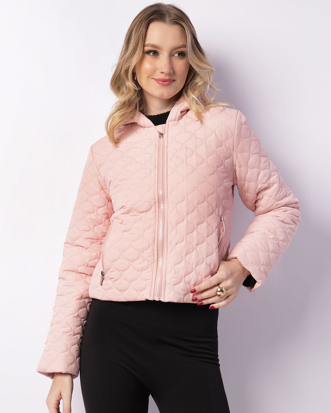 Jaqueta Feminina Matelassê Com Capuz Bolsos Rosa