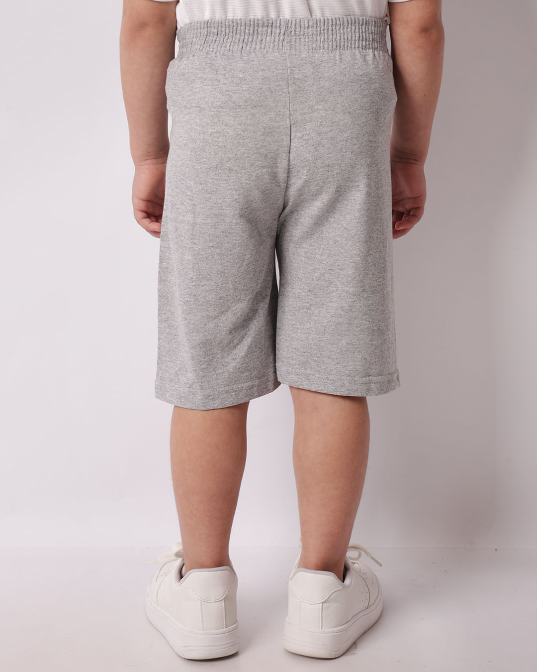 Bermuda Infantil Moletinho Marvel Estampa Homem De Ferro Cinza-1748345040994