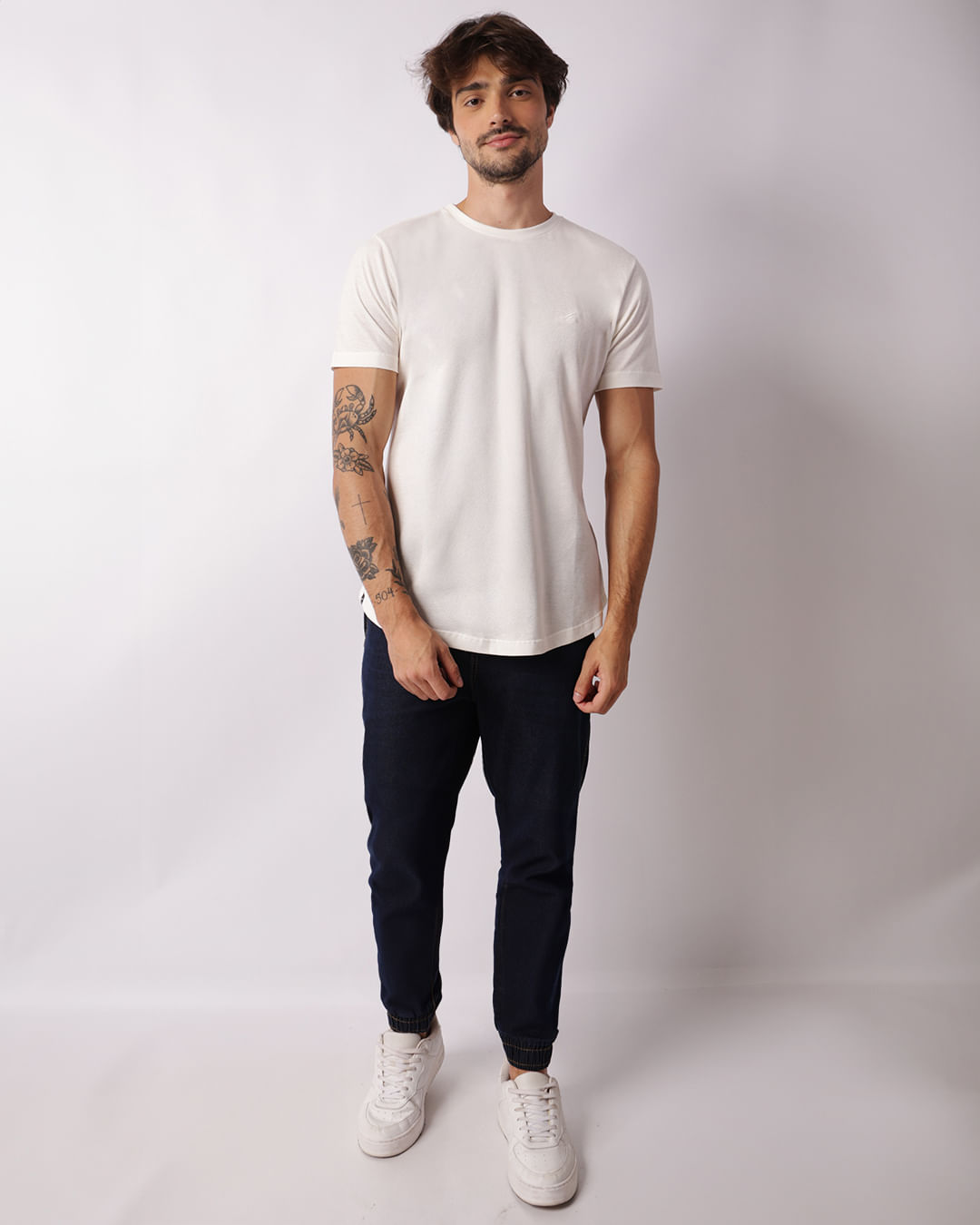​Camiseta Masculina Manga Curta Texturizada Longline Off White-1748349009735