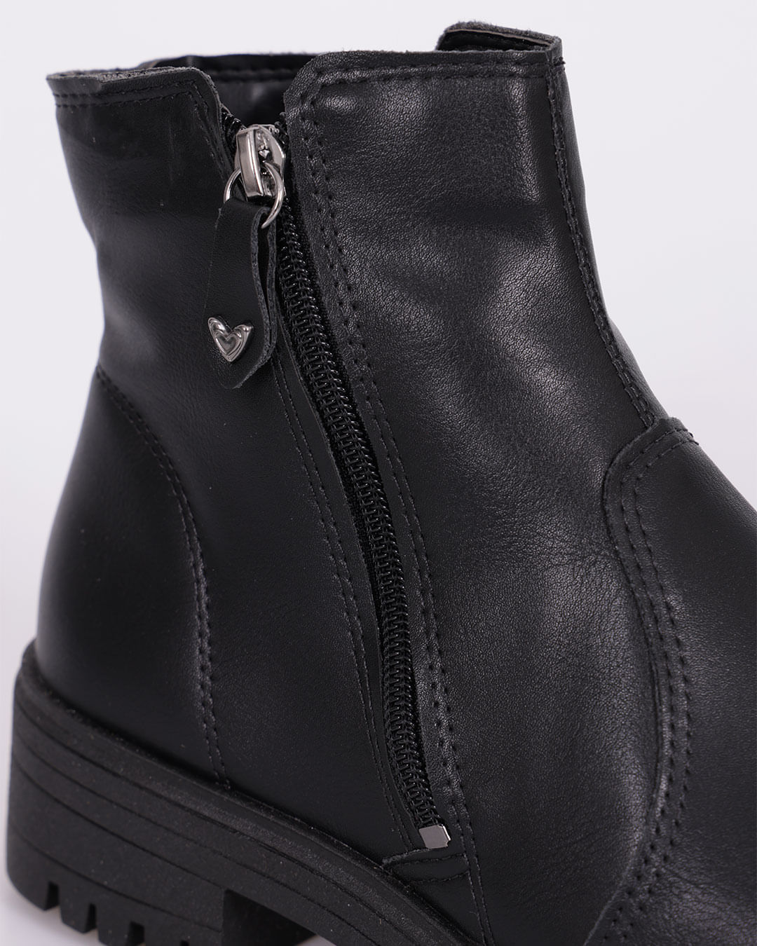 Bota-Fem-Cc-Me831-0001-Chelsea-Pto-3439---Preto