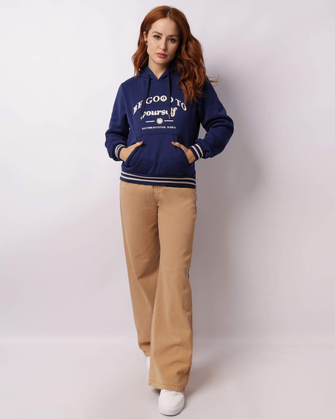 Blusão Moletom Feminino Bordado Com Capuz Azul-1748622850979