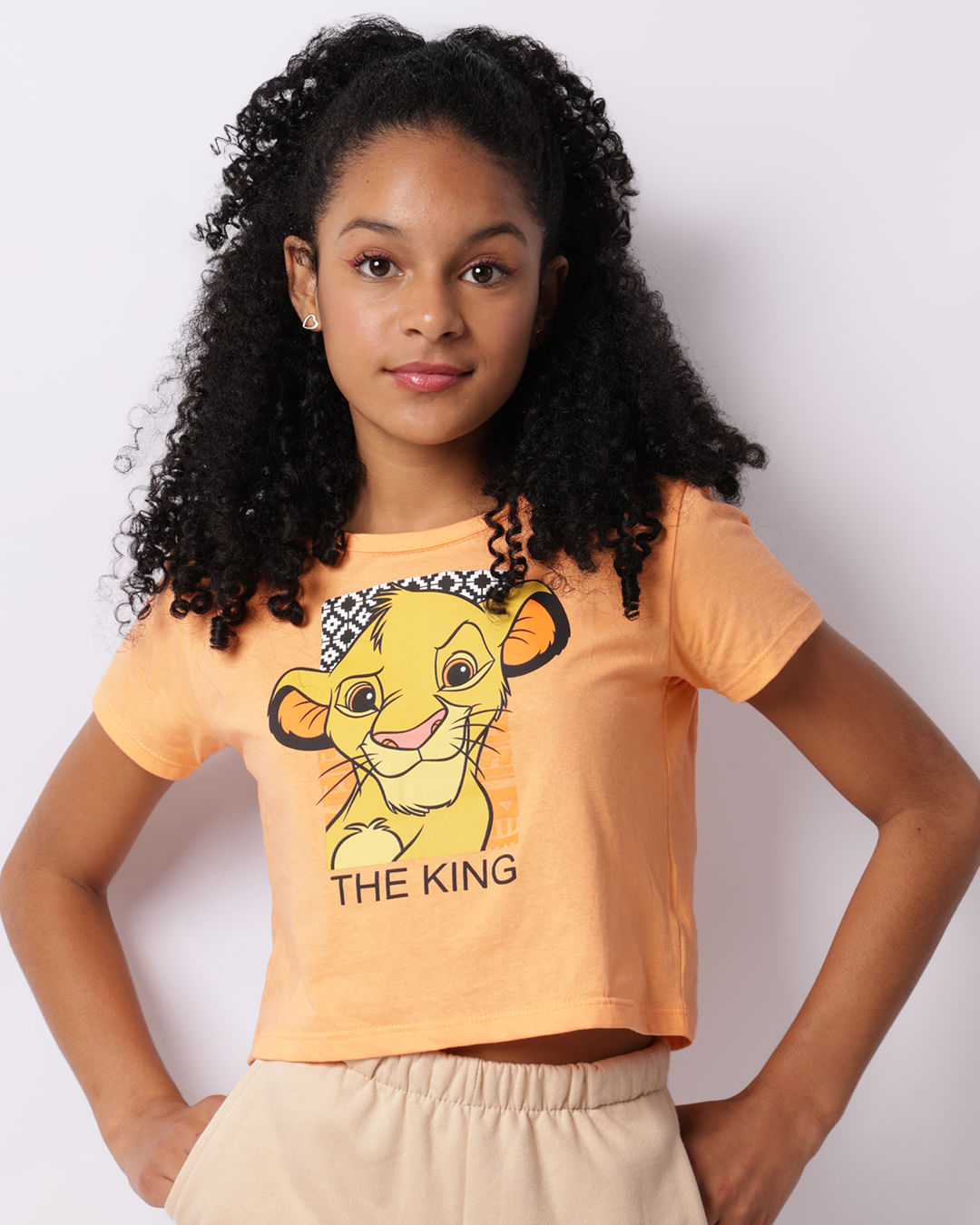 Camiseta Juvenil Simba O Rei Leão Cropped Laranja-1748633437004