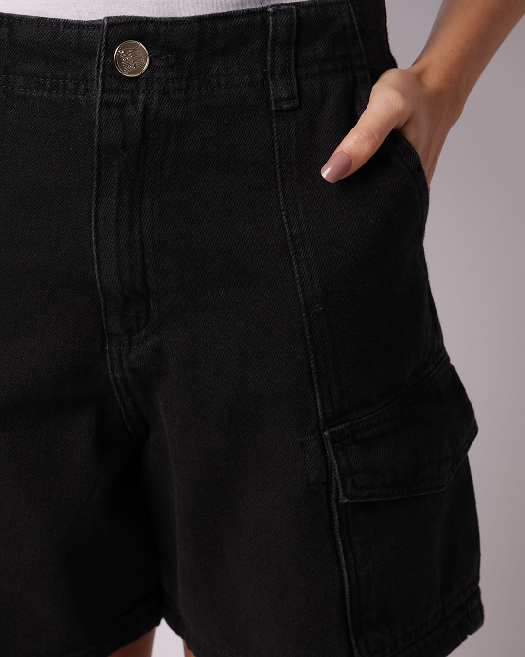 Shorts-Black-Jeans-Carpinteiro-223175---Black-Jeans-Escuro