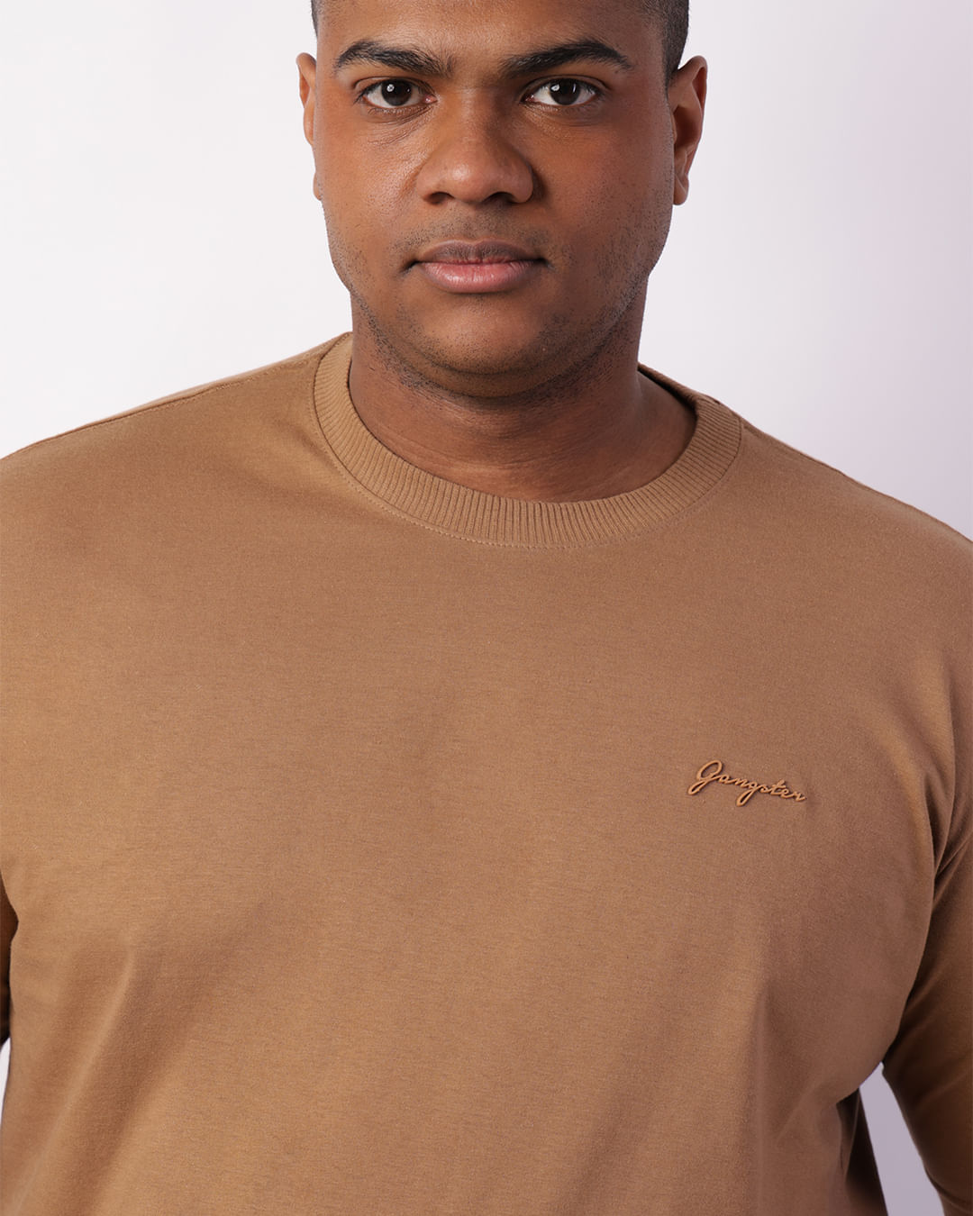 Camiseta-50110111-Gangster-Marr-Plus---Marrom