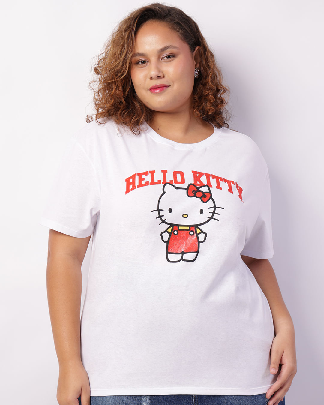 Tshirt-Mc-Over-76702-Hello-Kitty-Mmalha---Branco