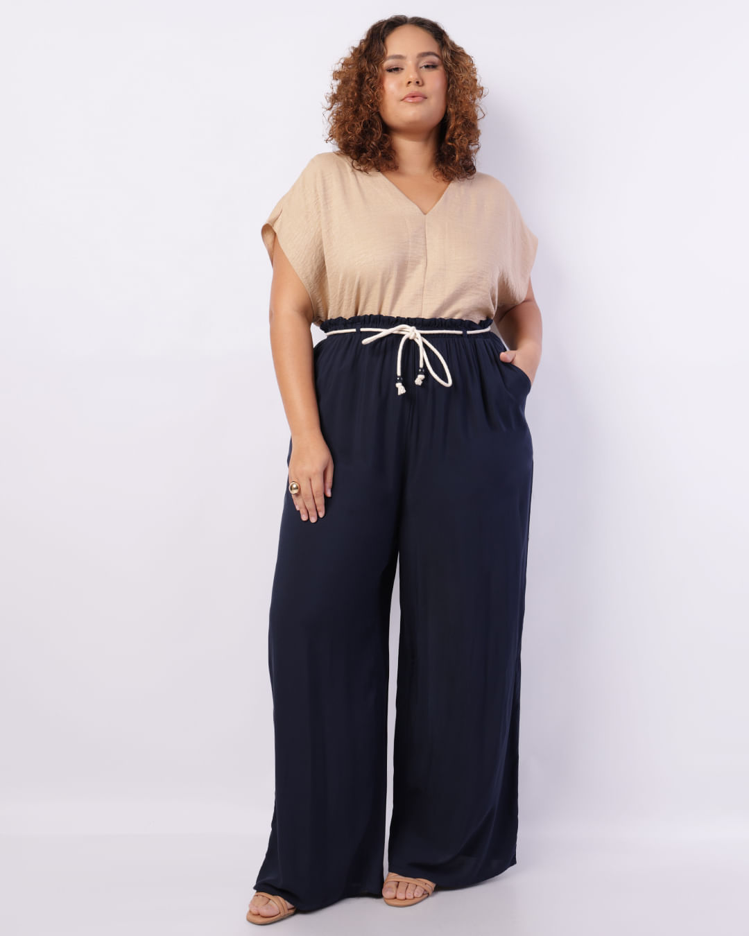 Blusa-730417-Mg-Desl-Decote-V-Mln-Twill---Bege