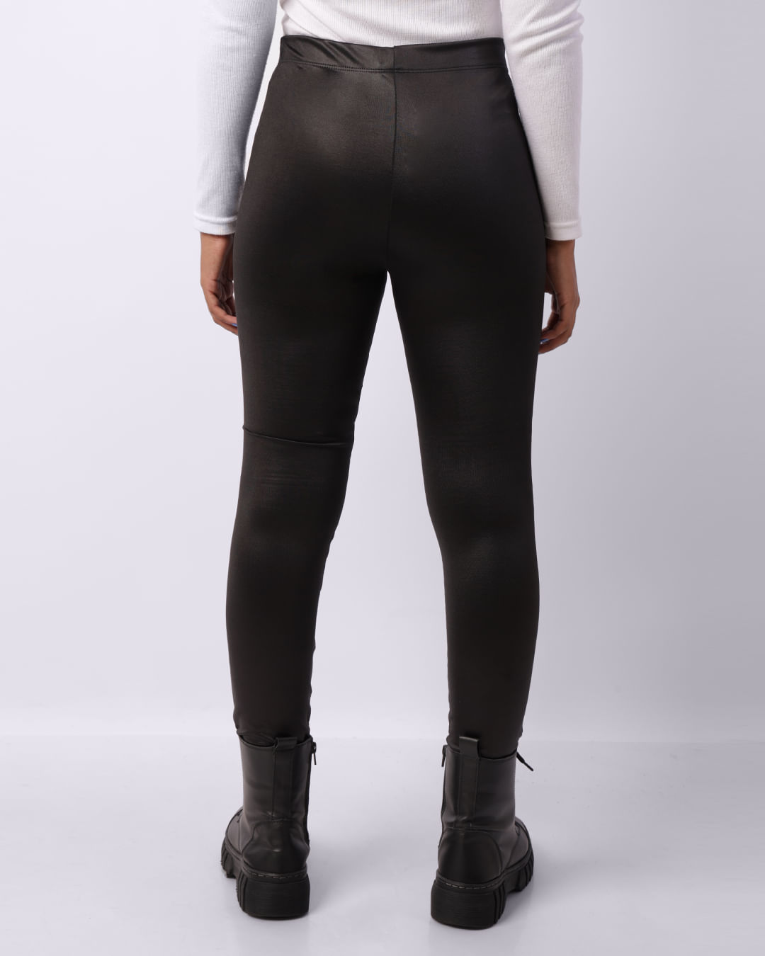 Legging-242394-Cirre-Recortes--F-1016---Preto