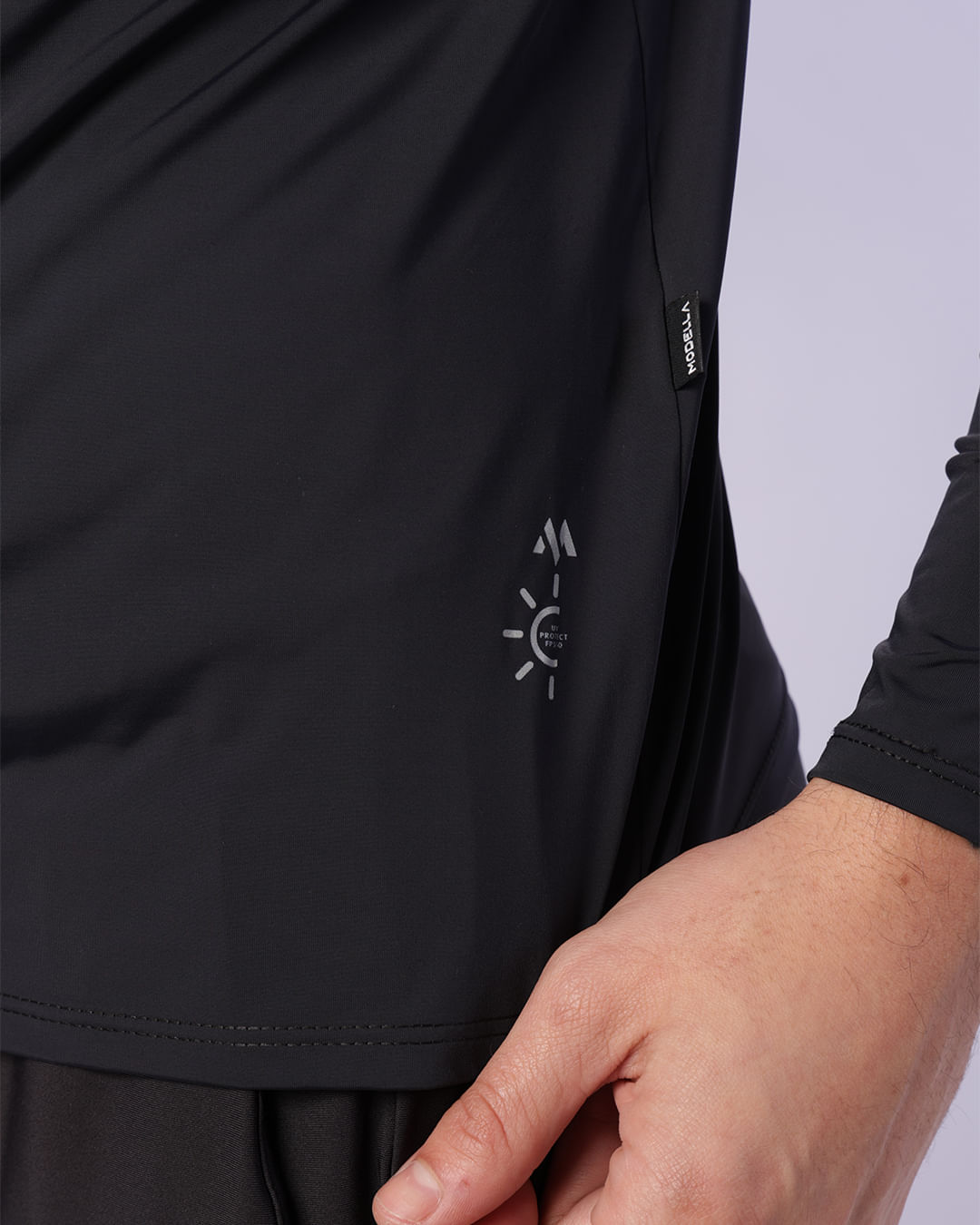 Cam-Uv-Mga-Longa-Poliamida-Preto---Preto