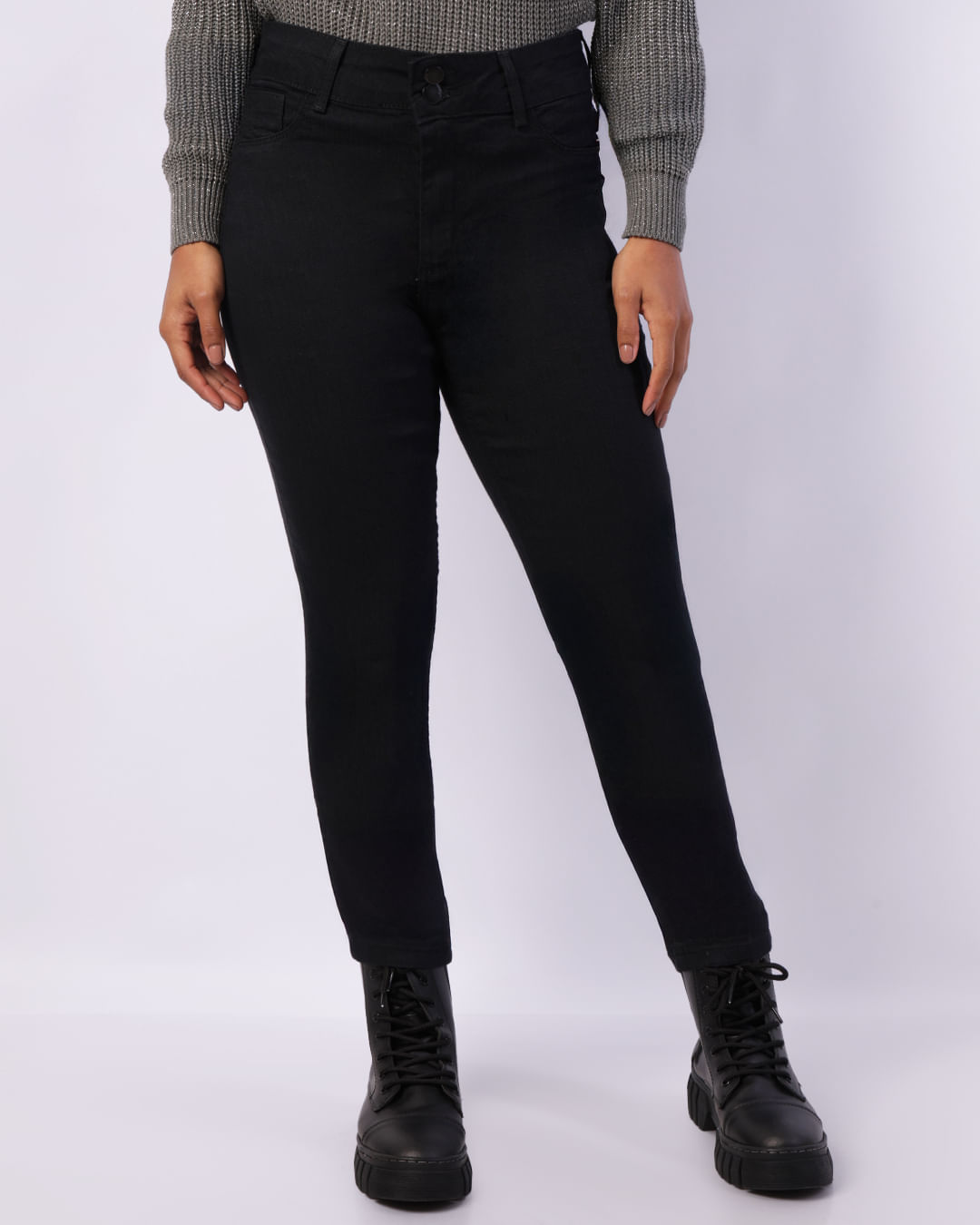 Calça Jeans Feminina Cigarrete Preta-1749562245181