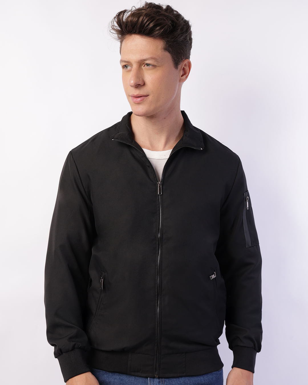 Jkt-10001108-Newport-Pto---Preto