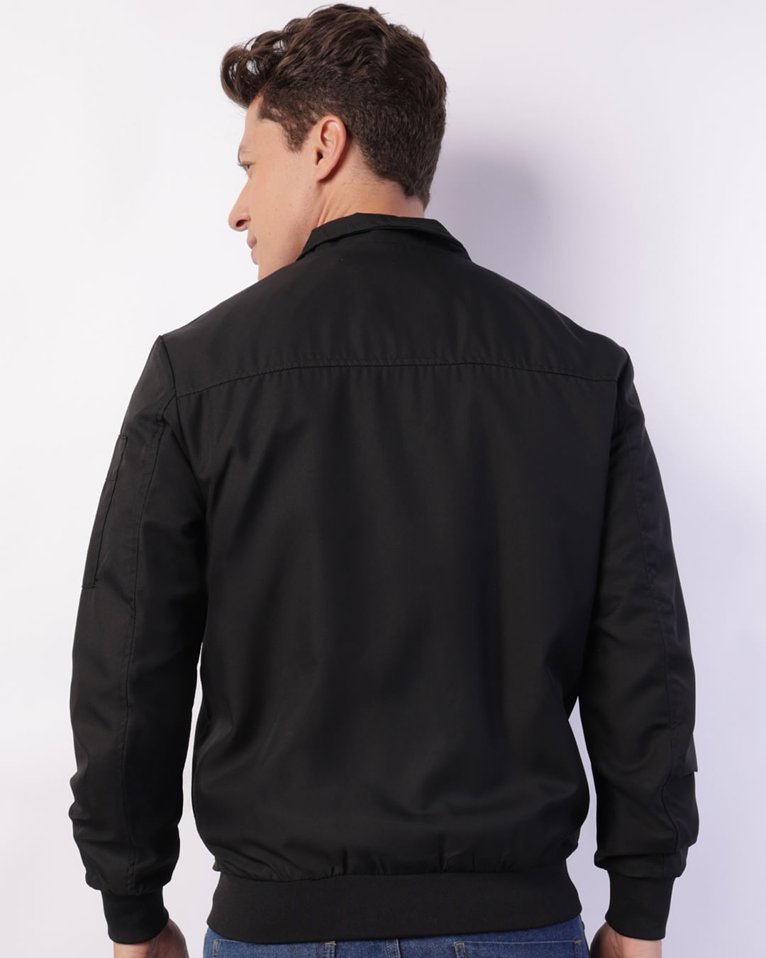 Jkt-10001108-Newport-Pto---Preto