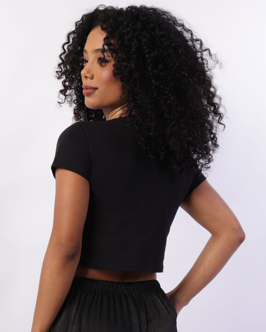 Blusa-075921-38-Mc-Silk-Preto--Pgg---Preto