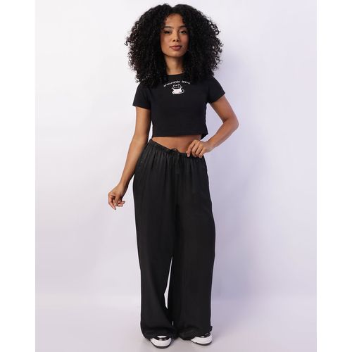 Calça Feminina Berry & Co. Pantalona Viscose Acetinada Preta
