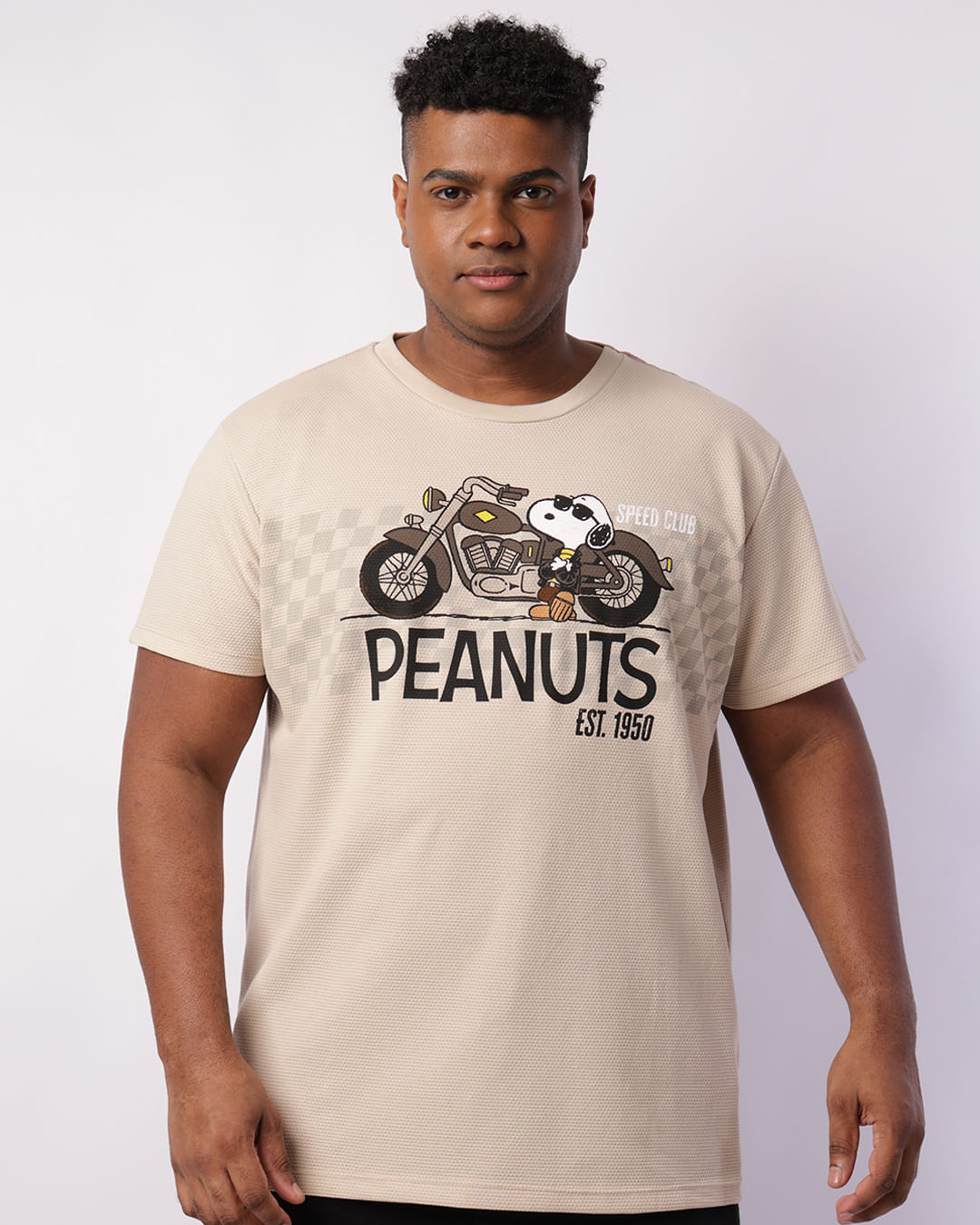 Camiseta-Snoopy-Textura-Bege-Plus---Bege