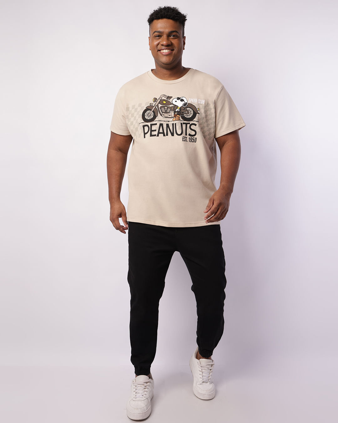 Camiseta-Snoopy-Textura-Bege-Plus---Bege